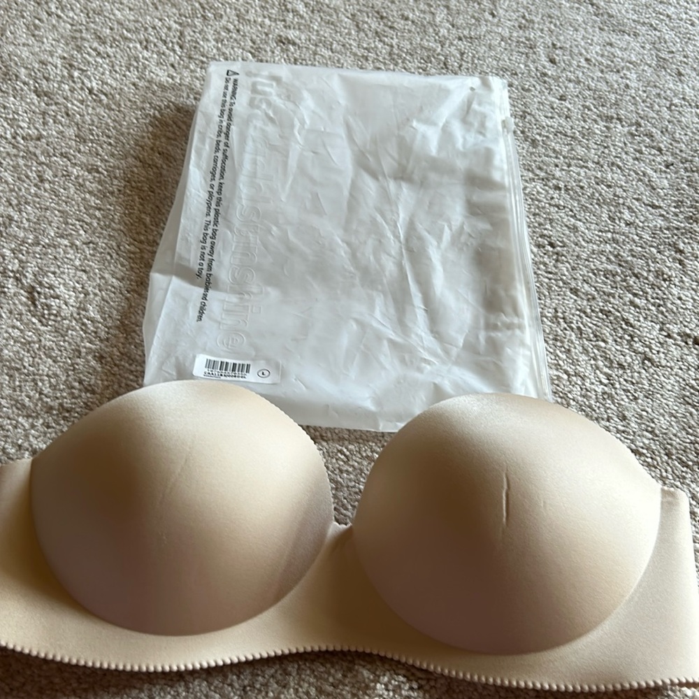 Women’s Strapless Bra Cupshe Sz Large NWT